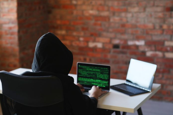 7 signes que votre ordinateur ou votre téléphone a été piraté