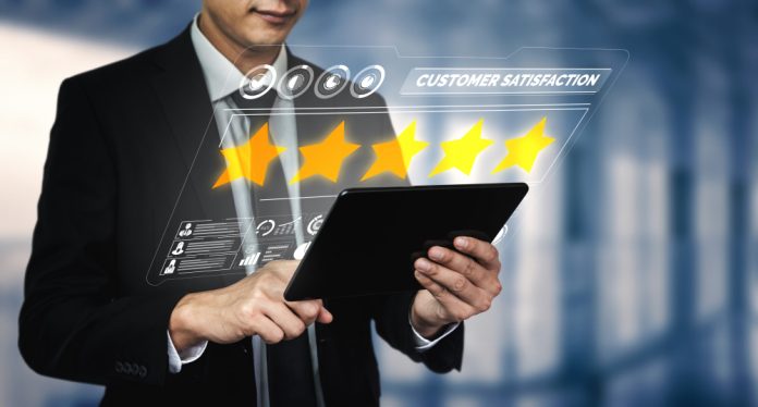 5 façons simples d'améliorer l'expérience client [Helpful Tips for Increasing Number of Satisfied Customers]